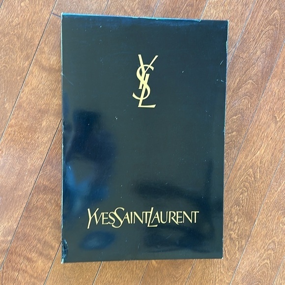 YSL Towels! Set of 2 Great gift for someone special! New in box! - Picture 5 of 8